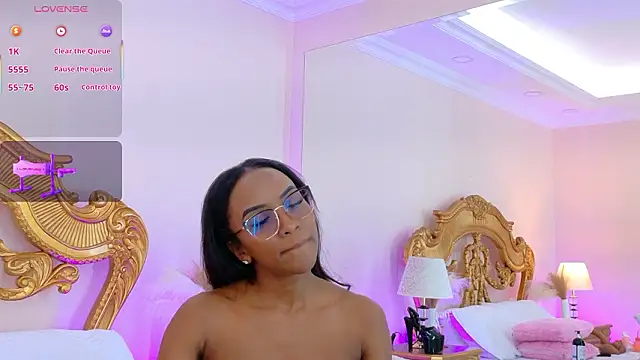 Онлайн чат XXX AshleyFerri