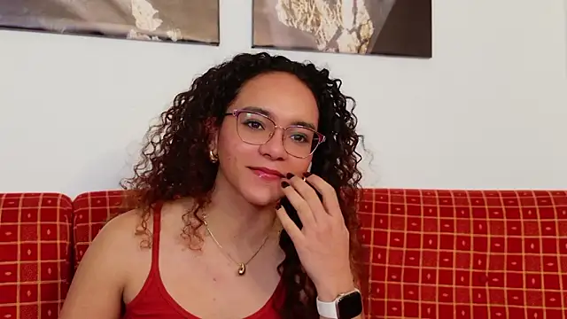 XXX chat uživo modela Taylor_Tina