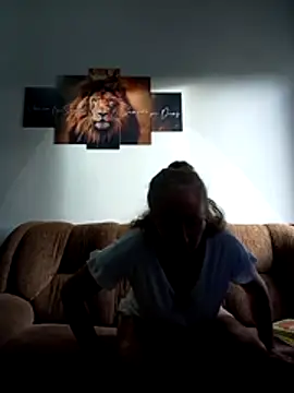 MILEIDE980's Live XXX Chat