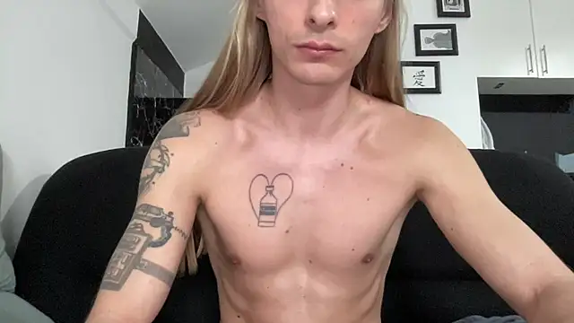 mi_chyort's Webcam Show