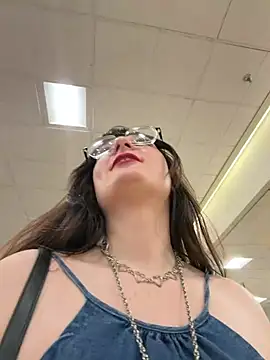 Chatroom XXX en direct de urpuppymoon