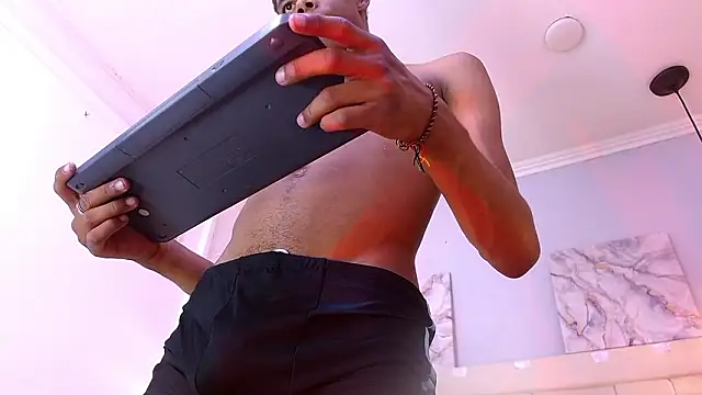 Santiago_Ortiz_ Chat XXX in diretta