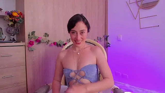 Amatiista 现场XXX聊天