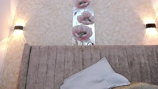 thamiina_'s Live XXX Chat