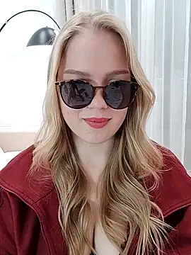 LittleForestELF2 Webcam-Show