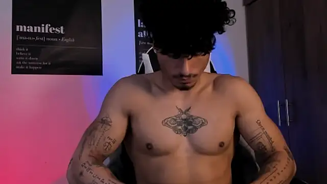 Thomas_Fit1 Adlı Modelin Canlı XXX Sohbeti