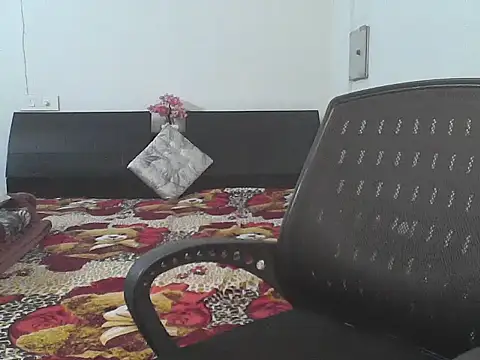 دردشة BIG_HEARTED الجنسية المباشرة