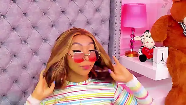 HaileeRoberts Chat XXX in diretta