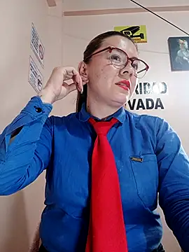 Chat XXX en directo de Hannah-colx