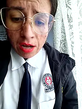 Valentina--1's Live XXX Chat