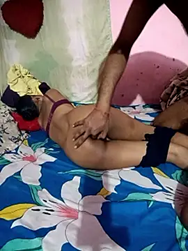 Desipari_777 Live XXX Chat