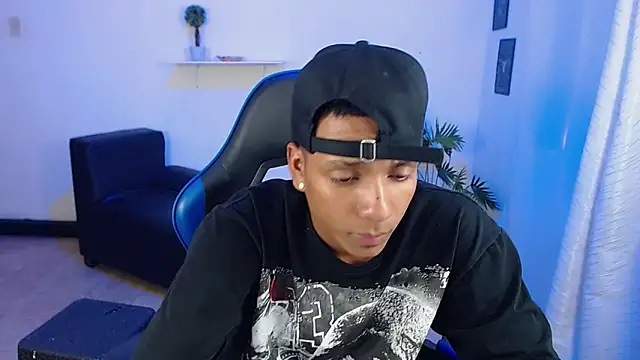 Вебкам-шоу ostinn18