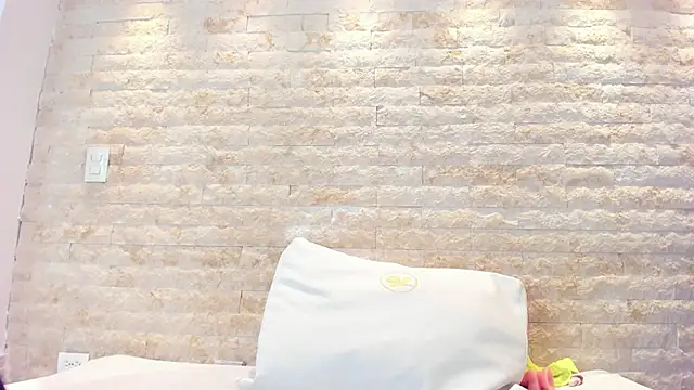 Chatroom XXX en direct de anny_scotte