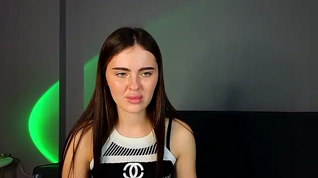 Chat XXX en directo de SheilaHigh