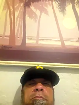 Simian_Beard Show Webcam