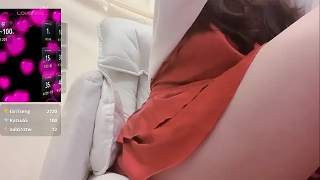 Tw_Zoella: онлайн-секс-чат