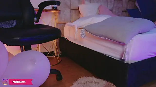 MiiaBlumm_ – Naživo XXX chat