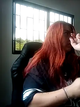 แชท XXX สดของ MiiaBlumm_