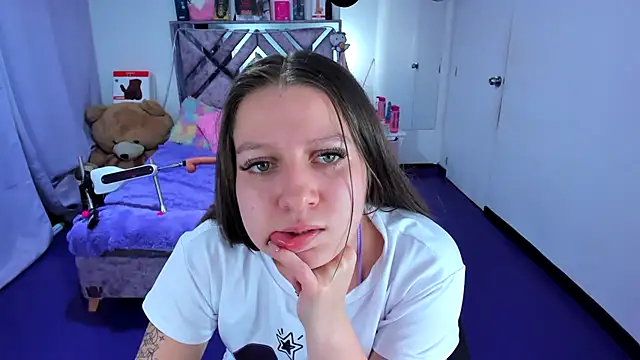 Luna_Analya live XXX chat