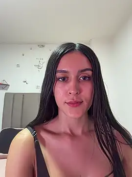 Chat +18 de am_lee ao vivo