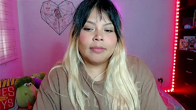 EllieMoonX Live XXX-chat