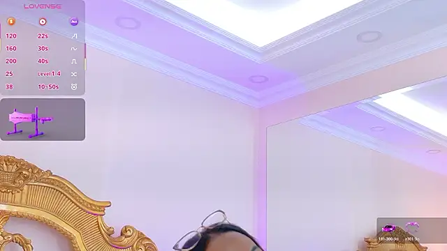 AshleyFerri Chat XXX in diretta