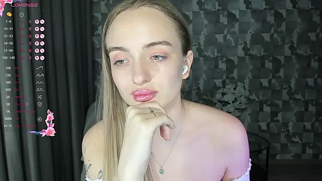 A_delinaのライブXXXチャット