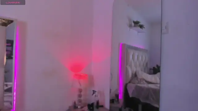 Darlyn_tenderhot__'s Webcam Show