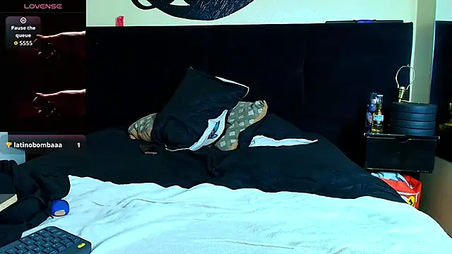 jeisonstark Adlı Modelin Canlı XXX Sohbeti