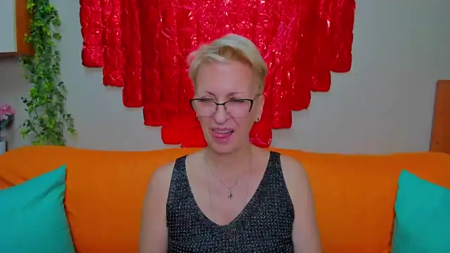 iamyourdream89's Live XXX Chat