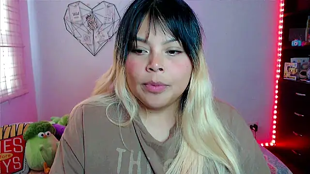 Chat +18 de EllieMoonX ao vivo