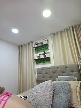 sasi_luna Adlı Modelin Canlı XXX Sohbeti