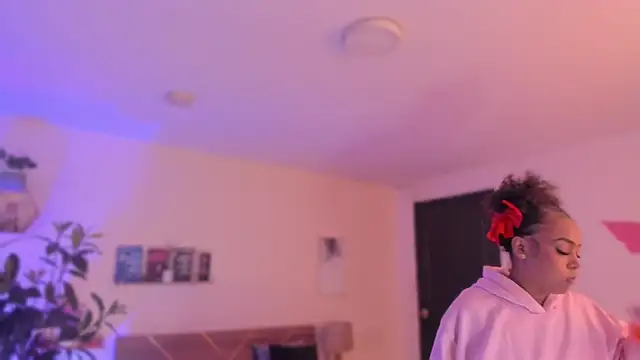 Chat XXX en directo de YariRose