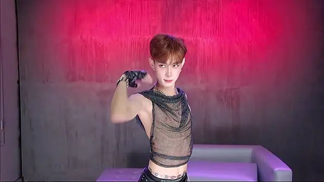 Queen-Vibe 网络视讯表演