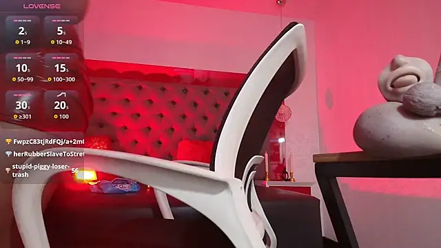 XXX chat uživo modela MirandaSould