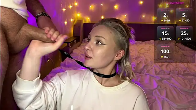 creampiieen Webbikameraesitys