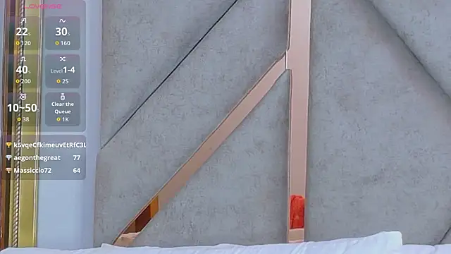 Онлайн чат XXX Sally-Noa