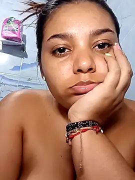 Chat +18 de stefanie010 ao vivo