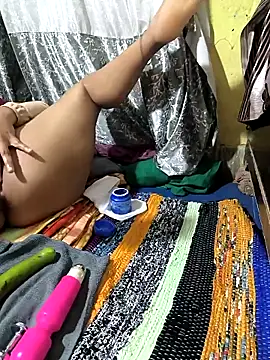 Chatroom XXX en direct de Hotty-Rani-Bhabi