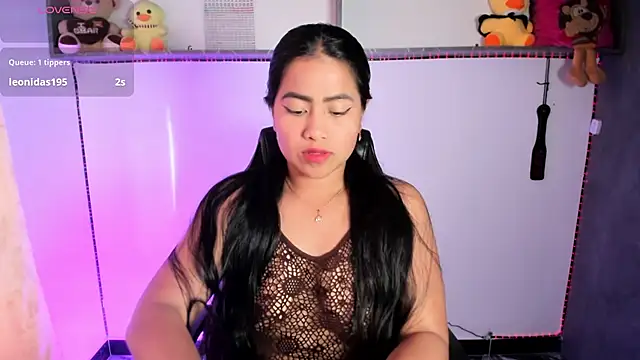 Chatroom XXX en direct de vickylatina_