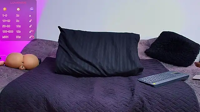 แชท XXX สดของ BrayaanFit