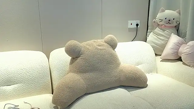 Kiwuvurfovo's Webcam Show