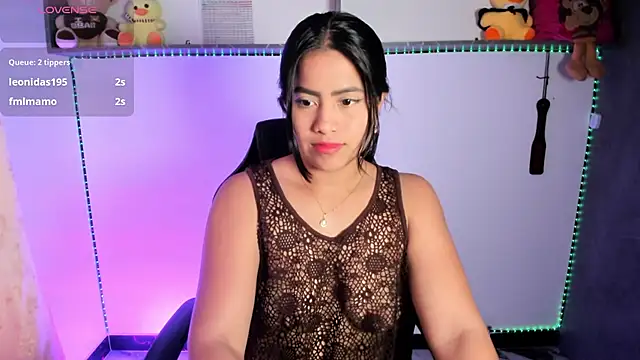 vickylatina_ Live XXX-chat