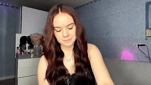 Czat XXX na żywo – Lia_rise