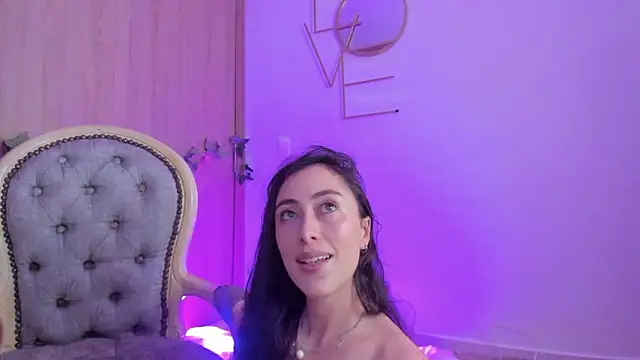 Amatiista's Live XXX Chat