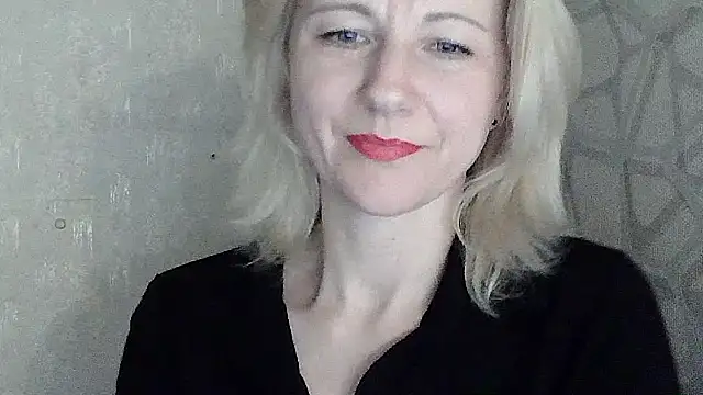 Katerina-Kissa Show in webcam