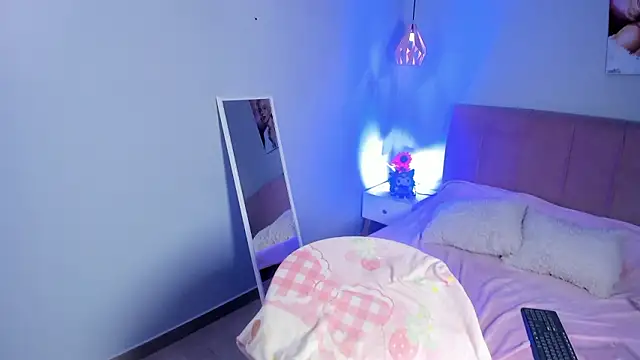 ela_petit লাইভ XXX চ্যাট