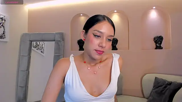 دردشة AmaliaCrus الجنسية المباشرة