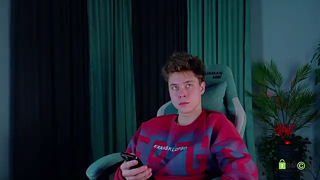 Fred_Cute Show Webcam