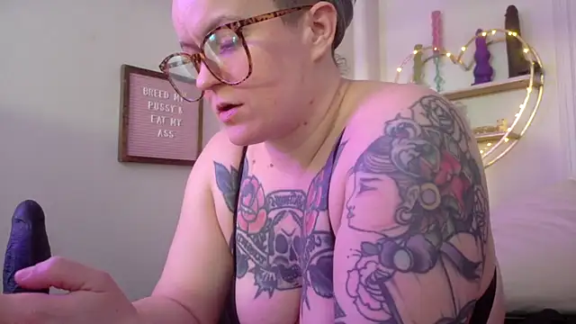 quinnmariexo's Live XXX Chat